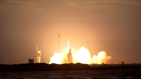 GPS 2R-M8 Satellite launch from Cape Canaveral on a Delta 2 Rocket