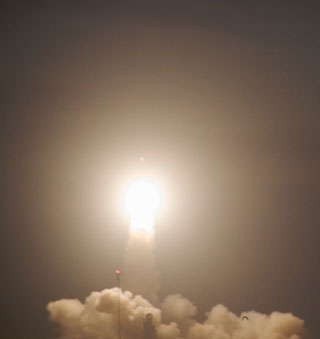 GPS 2R-M8 Satellite launch from Cape Canaveral on a Delta 2 Rocket