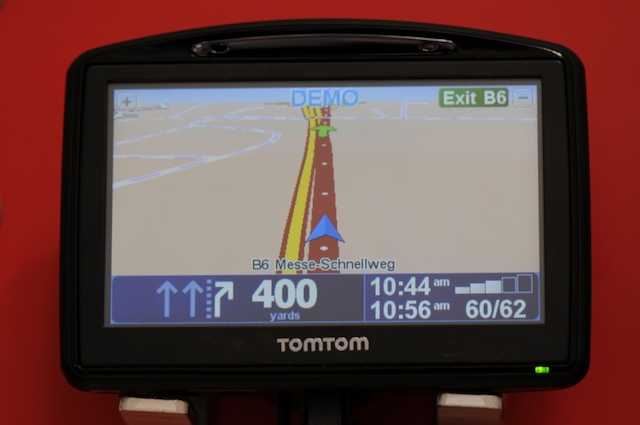 The new TomTom GO930 Lane assistance